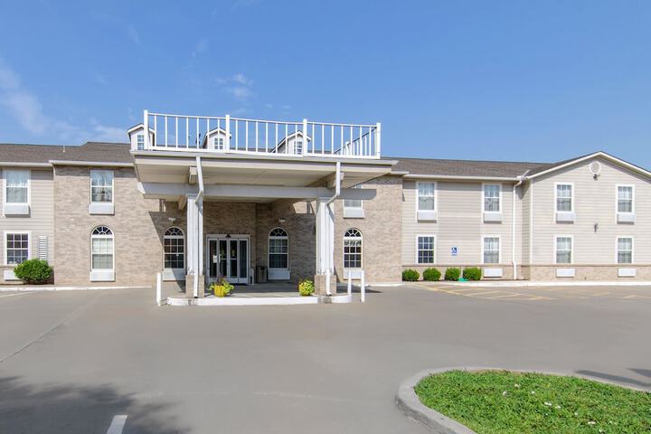 Hotel 3 of 28