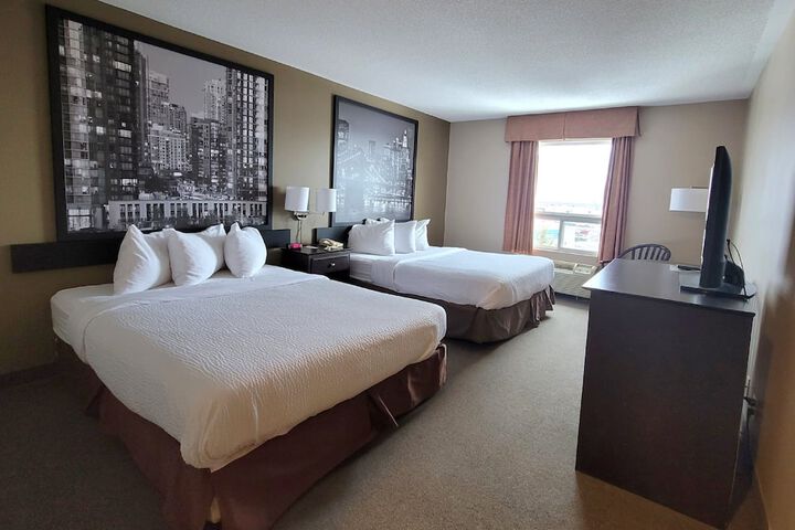 Room 9 of 38