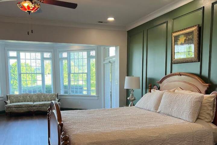 Whitestone Inn
