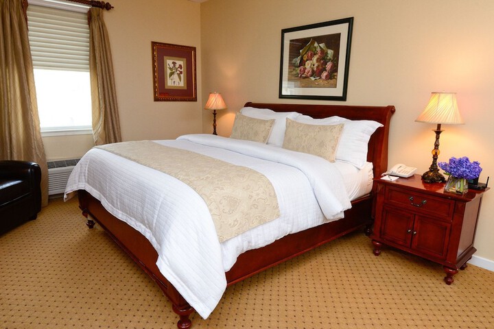 Room 15 of 38