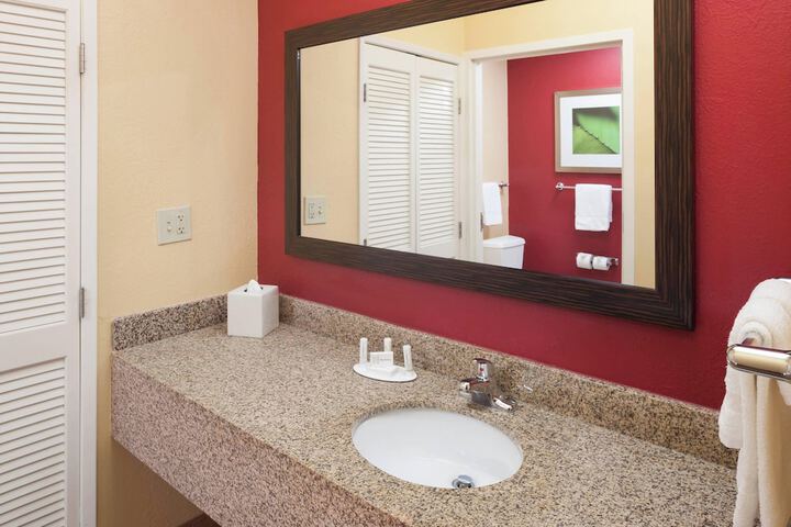 Courtyard by Marriott Jackson