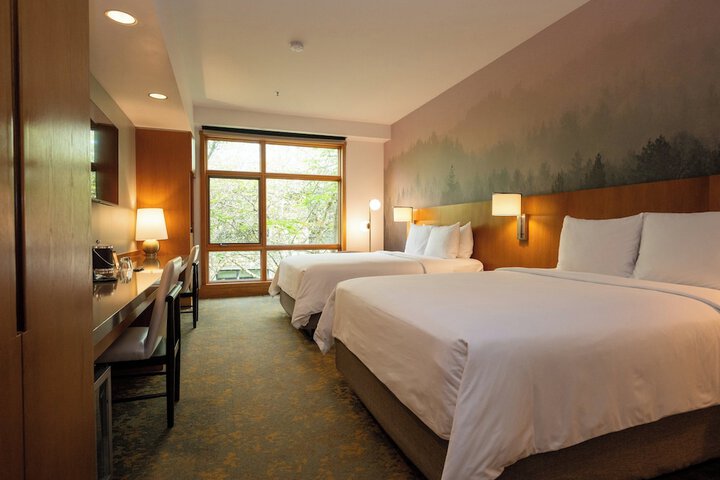 Cedarbrook Lodge