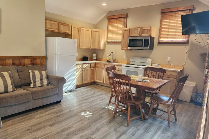 Montauk Lodge