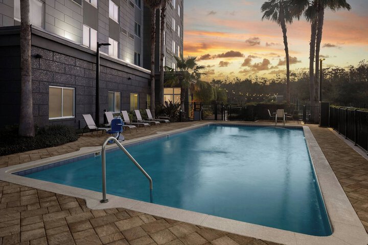 Pool 4 of 47
