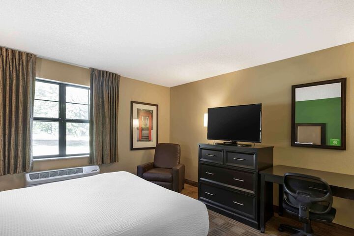 Room 14 of 31