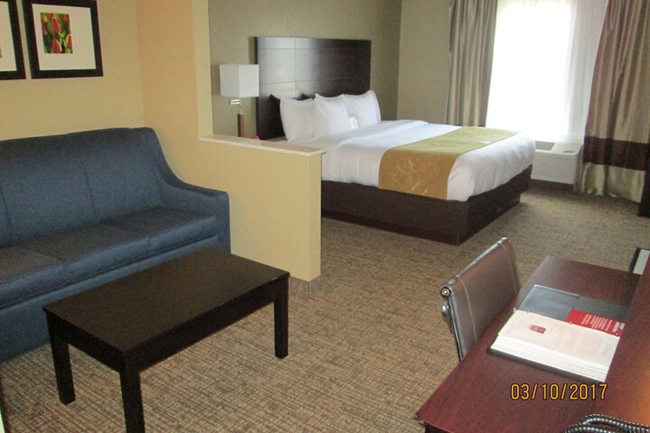 Room 12 of 40