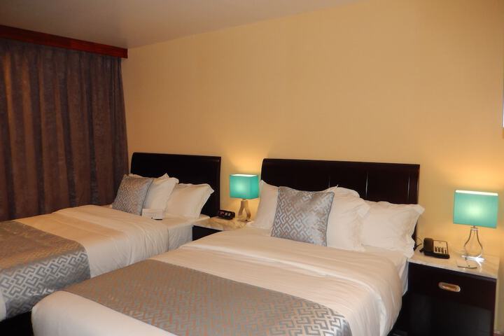 Room 5 of 25
