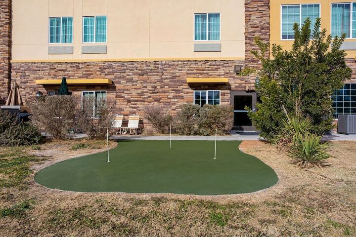 La Quinta Inn & Suites by Wyndham Pecos