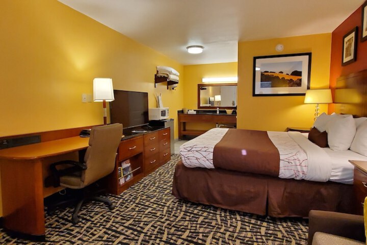 Room 49 of 72