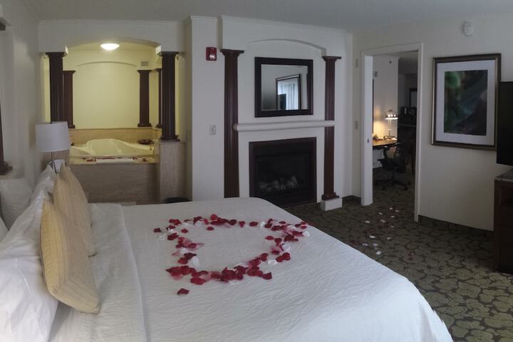 Room 41 of 66