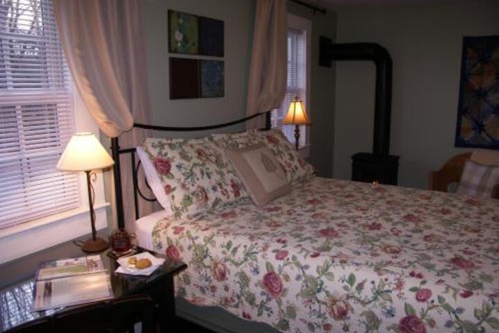 Little River Bed and Breakfast