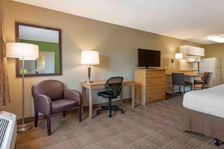 Extended Stay America Suites Newark Woodbridge