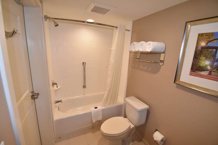 Room 14 of 21