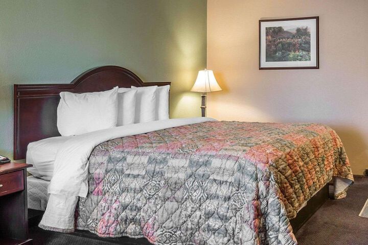 Quality Inn & Suites Cameron Park Shingle Springs