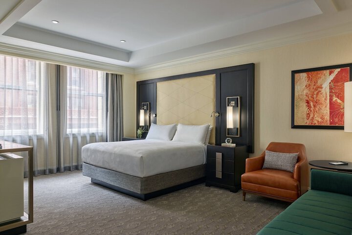 Room 25 of 110