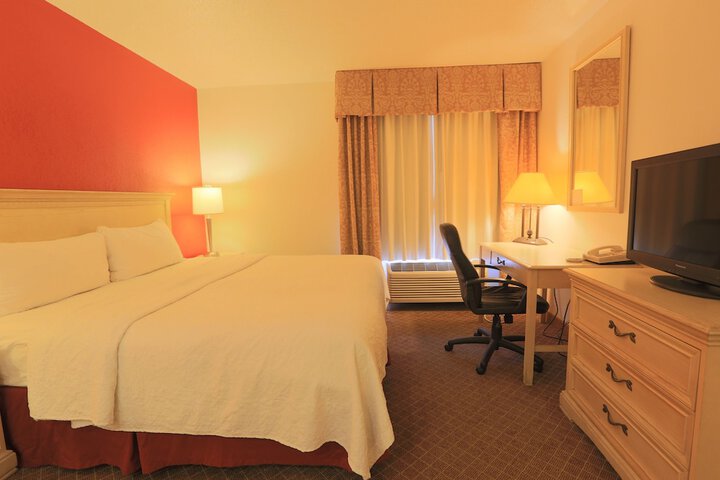 Room 10 of 15