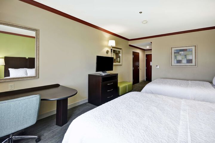 Room 18 of 38