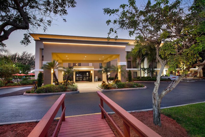 Hotel 3 of 30