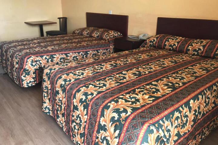 Lone Star Inn