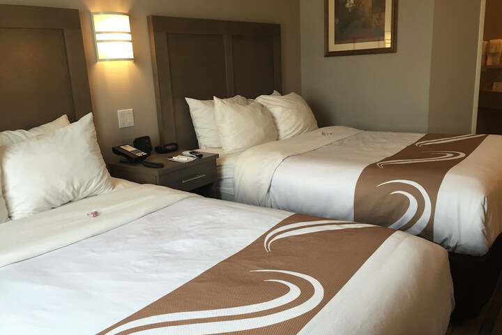 Room 30 of 54