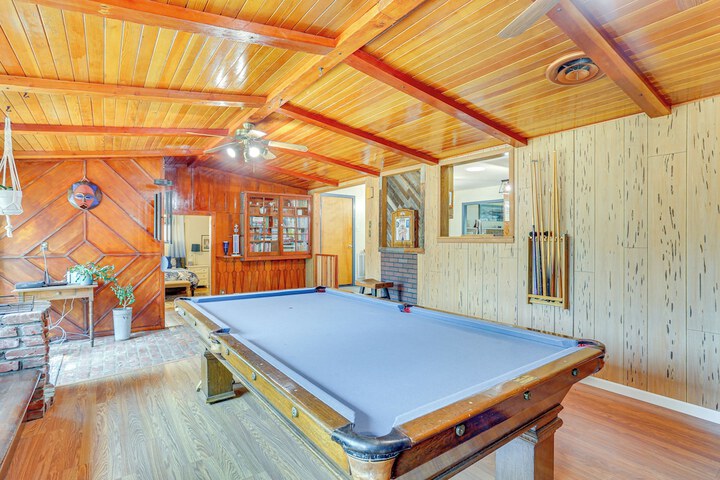 Burney Cottage w / Game Room: Walk to Town!