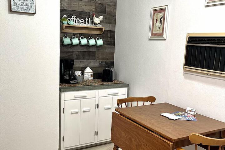 Cascade Motel