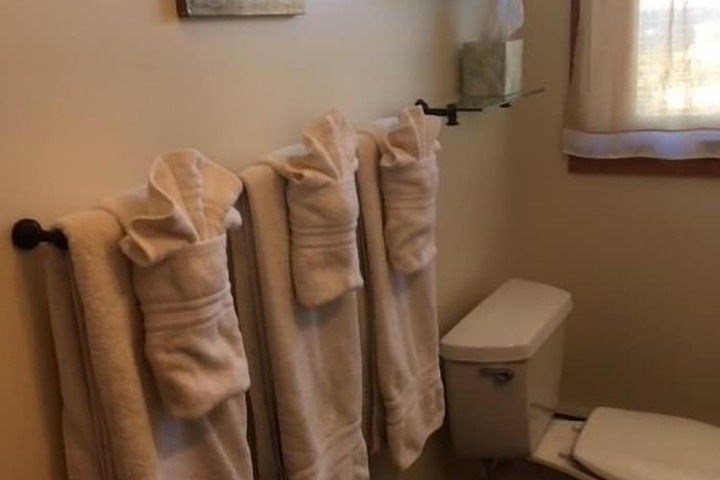 Room 16 of 68