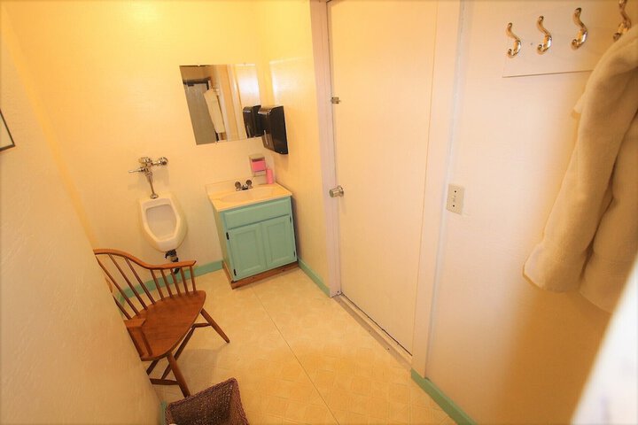 Room 190 of 287