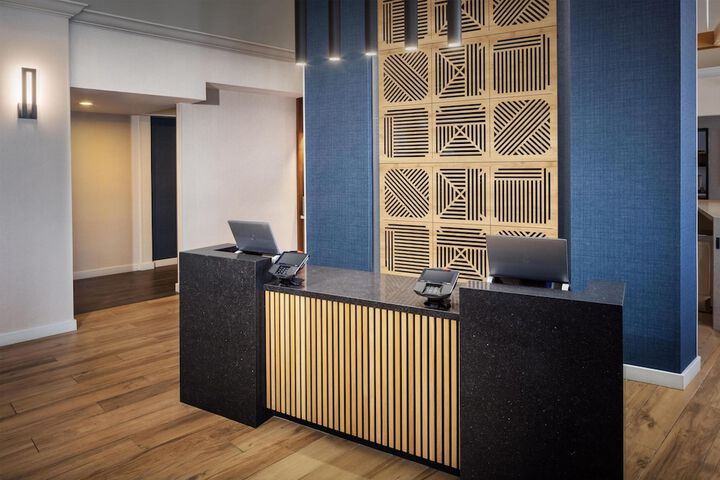 Hyatt Place Dublin / Pleasanton