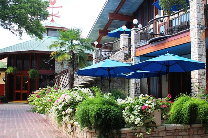 The Inn of The Hills