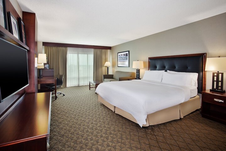 Holiday Inn University Plaza-Bowling Green by IHG