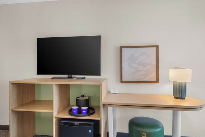 Room 16 of 20