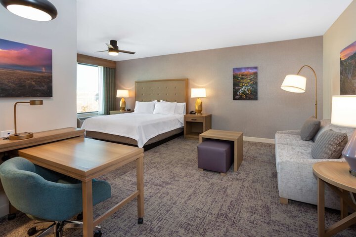 Room 18 of 26