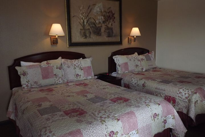 Room 37 of 175