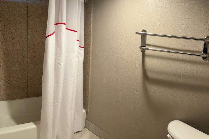 Room 3 of 17