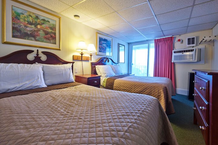 Room 30 of 34