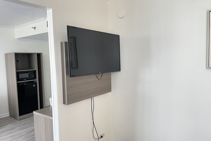 Room 21 of 43