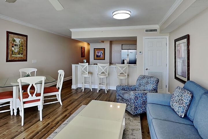 Room 105 of 394