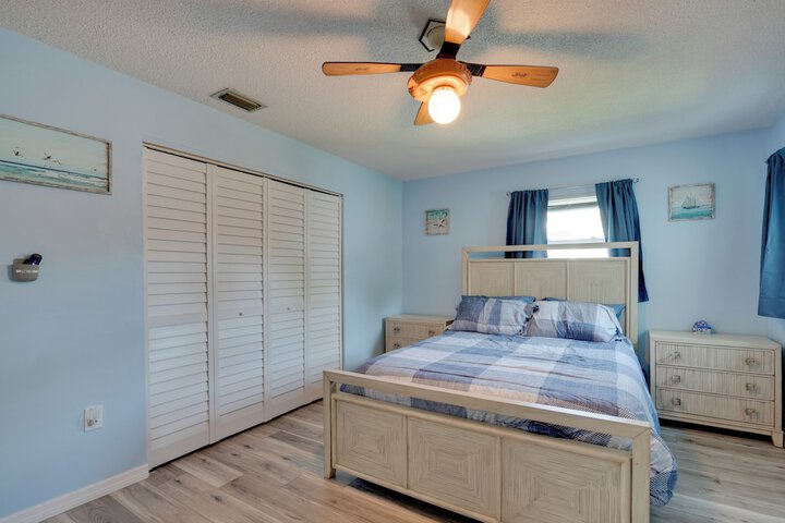 Home Near Werner-boyce & New Port Richey!