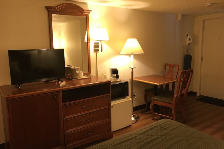 Room 38 of 43