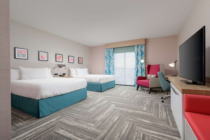 Room 25 of 48