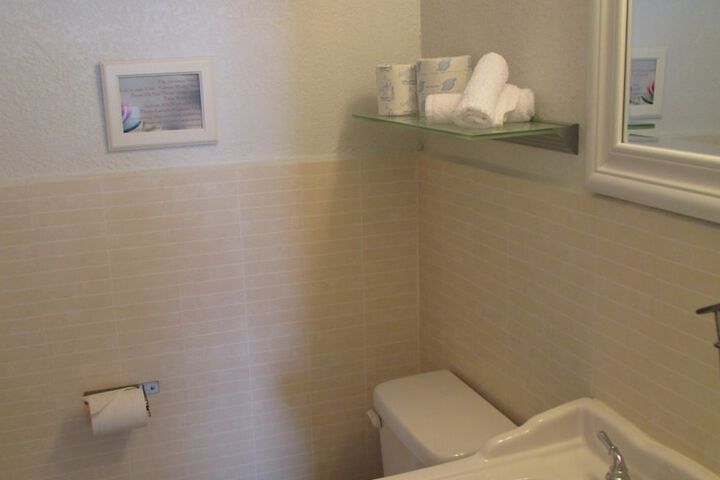 Room 28 of 51