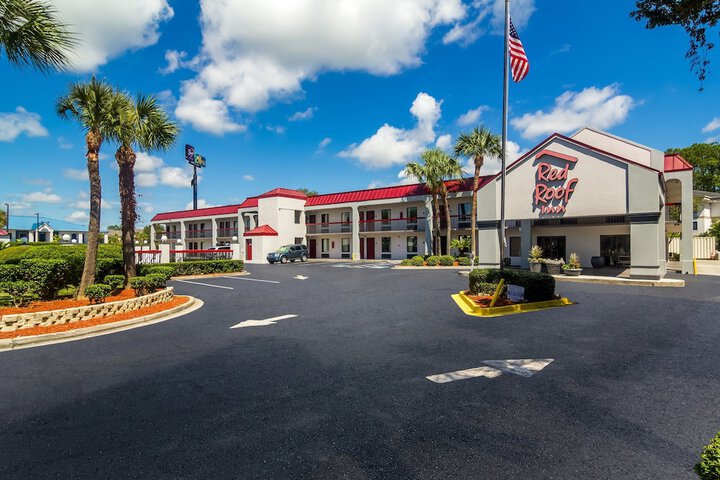 Hotel 6 of 37