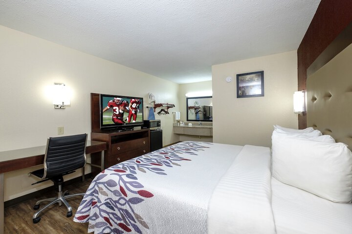 Room 12 of 24