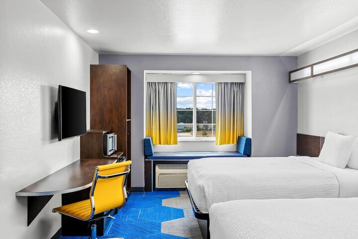 Microtel Inn & Suites by Wyndham Searcy