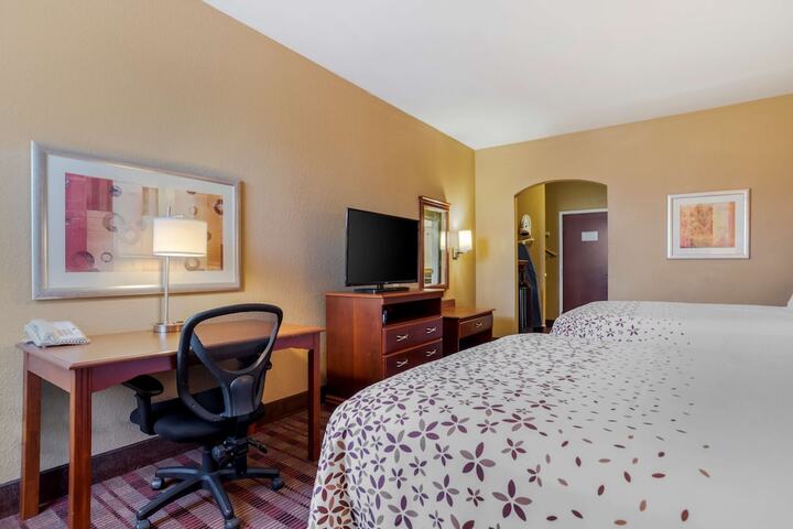 Room 11 of 31