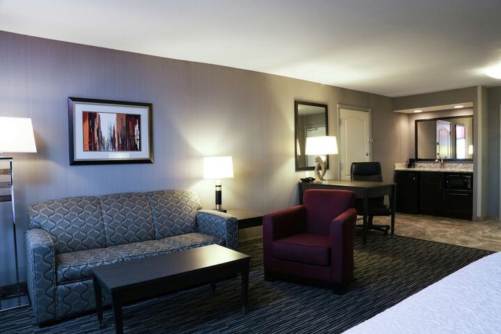 Room 51 of 72