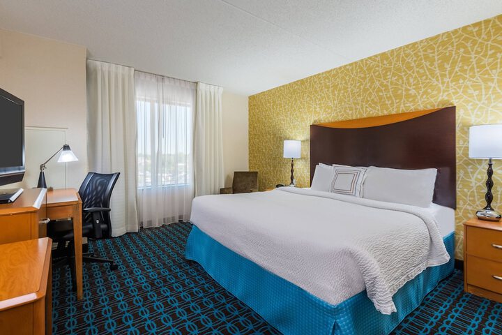 Room 21 of 32
