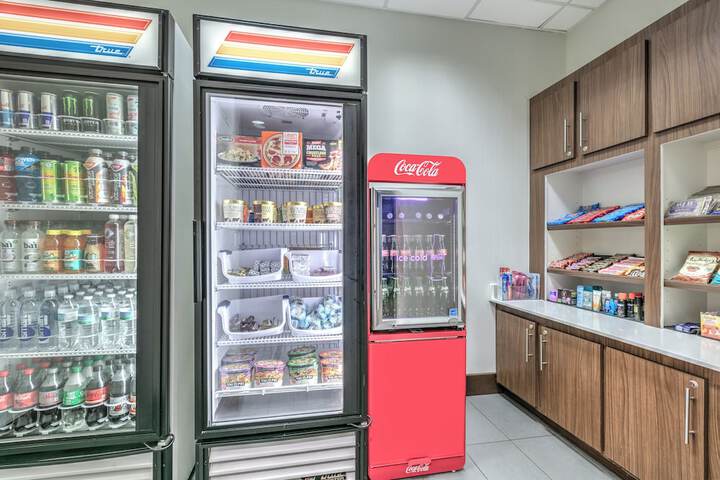 Holiday Inn Express Hotel & Suites Clute - Lake Jackson by IHG