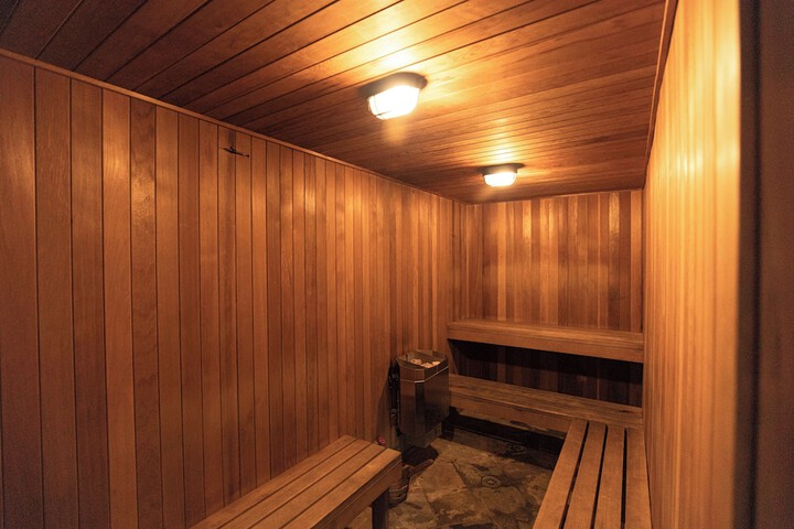 Spa 50 of 54
